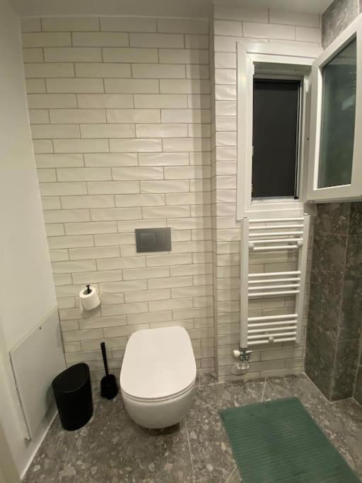 Piraeus Cozy Appartment Rental Ngoại thất bức ảnh